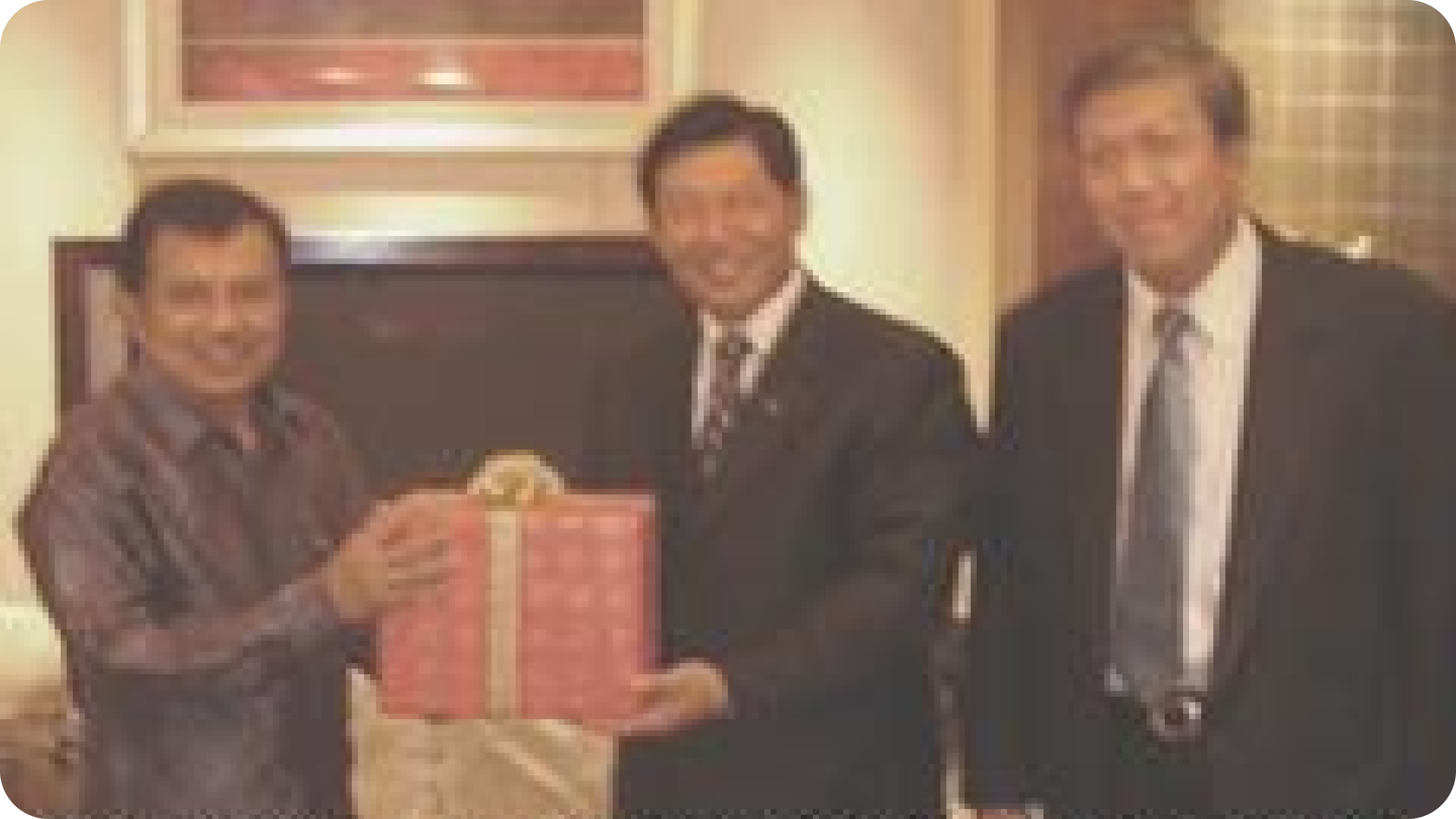 Souvenir presented by CEO of COSCO Group for Vice President of Indonesia